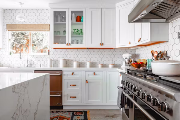 Cabinet & Shelf Cleaning